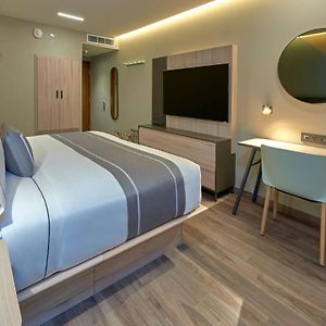 City Express Plus By Marriott Guadalajara Providencia